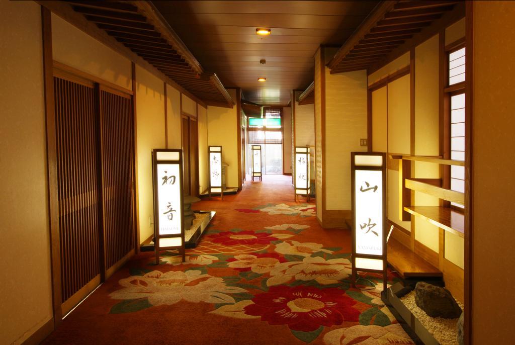 โคะฮังโนะ ยาโดะ โยชิดายะ Hotel Sado ภายนอก รูปภาพ